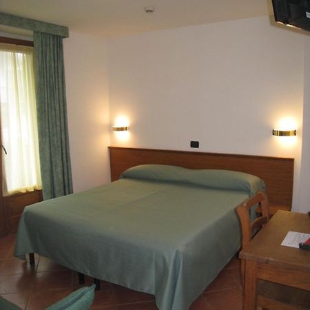 Casalpina Don Barra Hotell Pragelato Exteriör bild