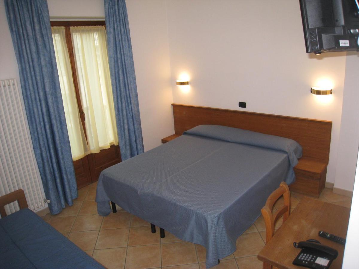 Casalpina Don Barra Hotell Pragelato Exteriör bild