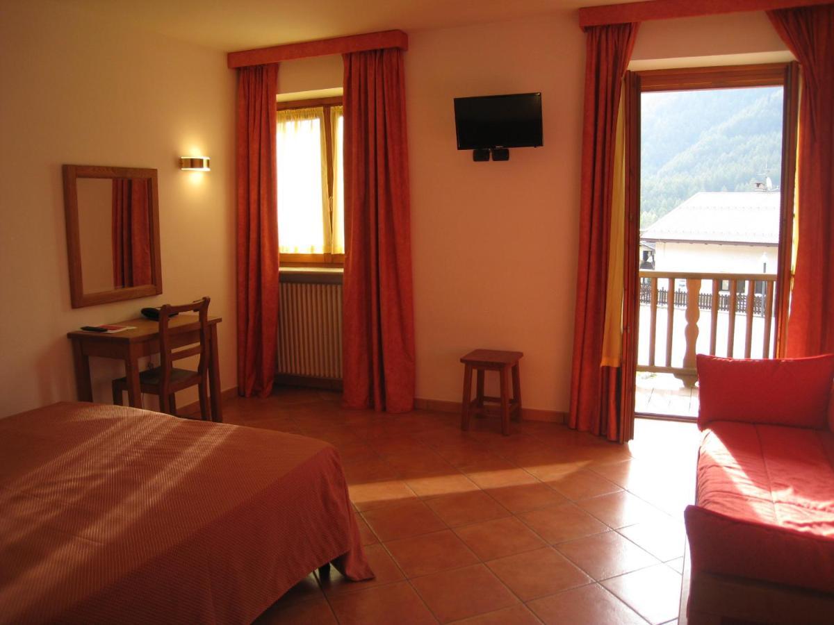Casalpina Don Barra Hotell Pragelato Exteriör bild
