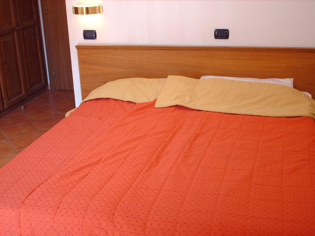 Casalpina Don Barra Hotell Pragelato Exteriör bild
