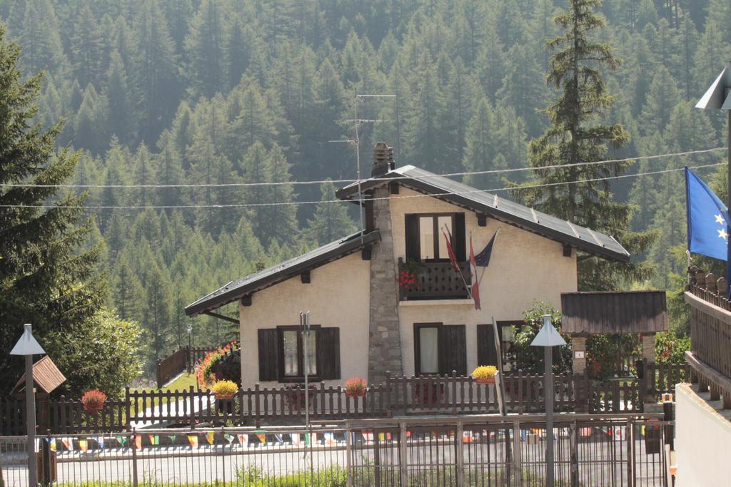 Casalpina Don Barra Hotell Pragelato Exteriör bild