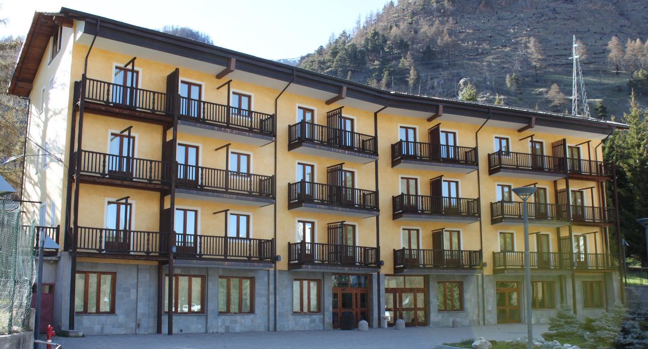Casalpina Don Barra Hotell Pragelato Exteriör bild